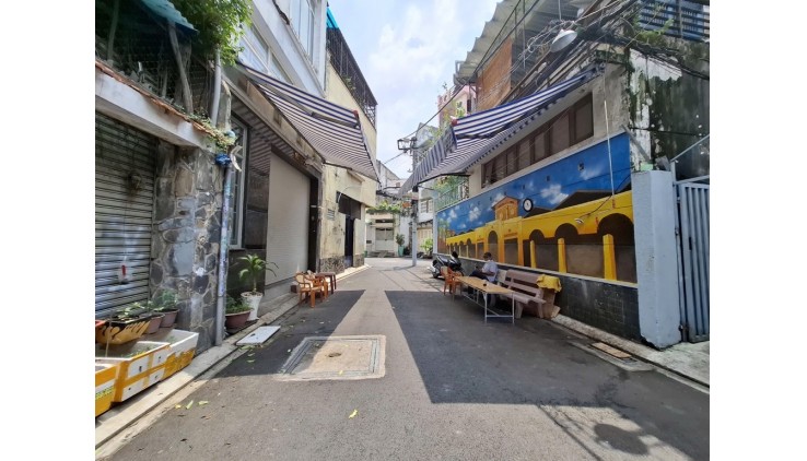 N76 - Nhà Bán ĐẶNG VĂN NGỮ - 35M2 - 3 TẦNG  - Ô TÔ ĐỖ CỬA - SÁT MẶT TIỀN -  GIÁ CHỈ 5.9 TỶ