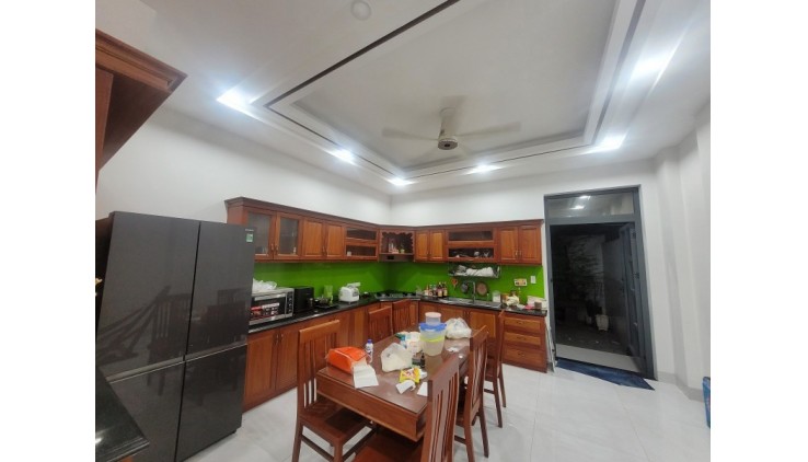 NHÀ TRƯƠNG VĂN THÀNH, HIỆP PHÚ - Q9, HXH 3TẦNG 130M2, 11.2TỶ.