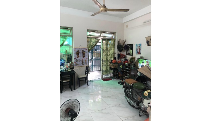 Bán nhà Đường số 8 Linh Tây Tp.Thủ Đức DT 70m2(3,5x21) Chỉ 3,45Tỷ TL