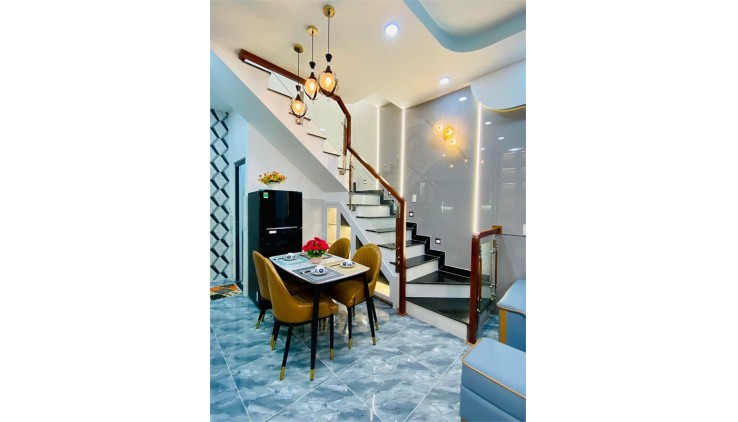 Bán Nhà Gần Emart Phan Huy Ích, chỉ 4.2 tỷ