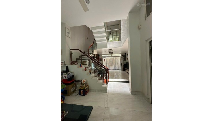 *Bán Gấp, Nhà Đẹp Mặt Tiền Sầm Uất Điện Biên Phủ Giáp Quận 3, 5Tầng 82m2 Nở Sổ Hậu 25Tỷ
