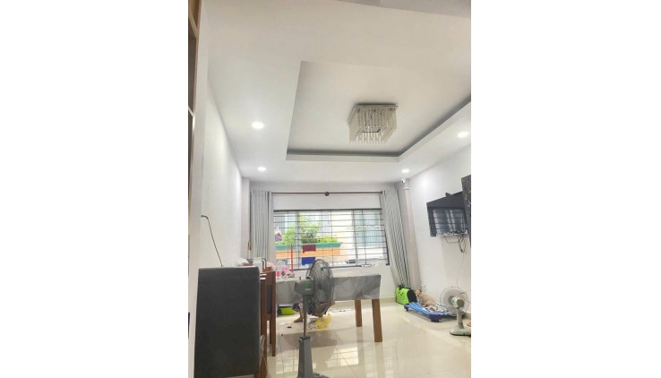 *Nhỉnh 8TỶ-HXH Lô Góc 2 Mặt hẻm,Sát MT Nguyễn Kim, Ngang Khủng 10,7m Sổ Nở Hậu