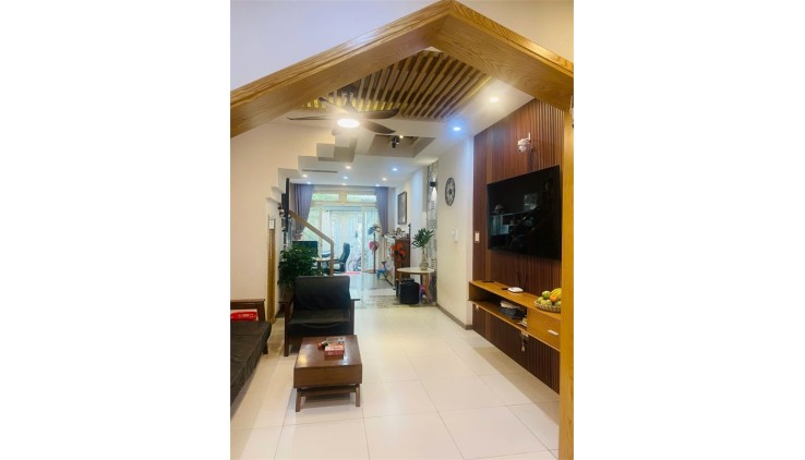 Kiến Trúc Đẹp, Cây Xanh – Ánh Sáng Tràn ngập. Lê Văn Thọ Gò Vấp. Chỉ 7.x tỷ