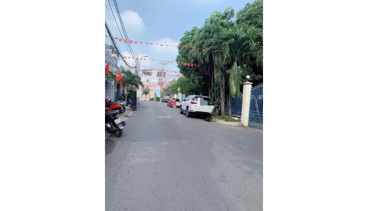 Nhà mới mt Tân Thới Hiệp 09 - Q12 , 23m2-2tang ( 3,5*14 ) ngay Toà Án Q12 , kd đa ngành nghề - 4 tỷ nhỉnh 0932030061