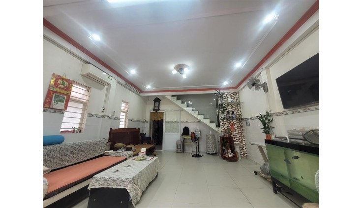 Bán nhà 3 tầng Đường Điện Biên Phủ P.17 Q.Bình Thạnh DT 55m2(5x11) chỉ nhỉnh 6Tỷ