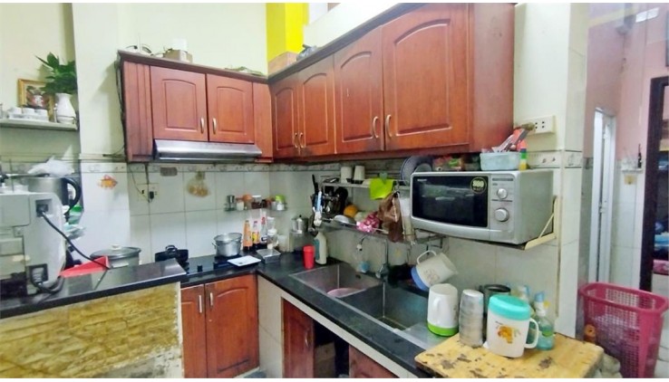 Mặt tiền kinh doanh Đông Hồ 3.5x13.5 38m2 4 tầng chỉ 10 tỷ