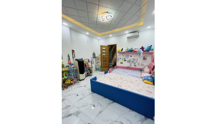 Siêu Phẩm Đường Cầm Bá Thước Quận Phú Nhuận Phường 7.