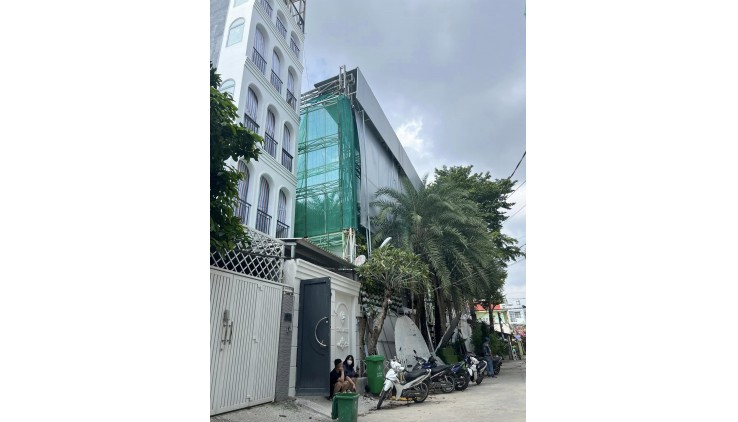 NHÀ LÊ ĐỨC THỌ 4.6*11.5 - 5TẦNG CHỈ 6.2tỷ