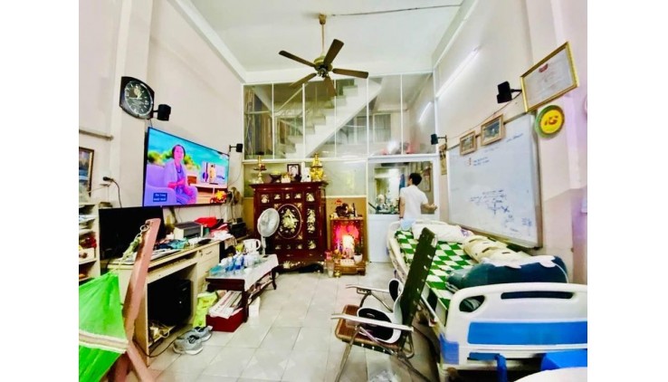 MẶT TIỀN KINH DOANH NGAY KHU BÀN CỜ HỌ LÊ - KỀ NGUYỄN SƠN - 60M2 - 3 TẦNG GIÁ 8 TỶ TL