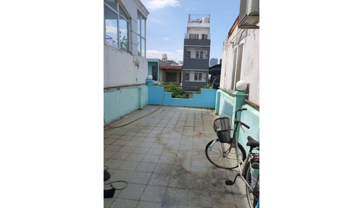 Mặt Tiền Vĩnh Hội Phường 4 Quận 4.