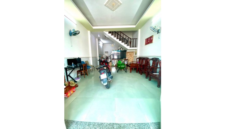 Nhà 2 Tầng - Hẻm Nhựa Xe Hơi 5M Thông  - Gần Bệnh Viện Quận 12. 75M2.