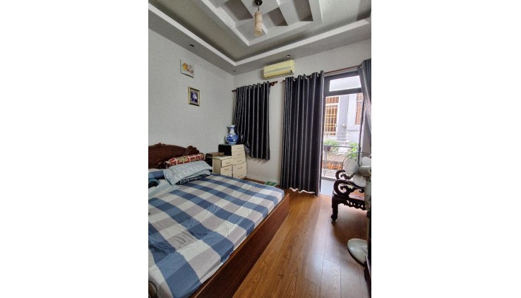 BÁN NHÀ 4 TẦNG, 48M2, PHÚ THUận, Q.7, GIÁ 7,2 TỶ, SỔ HỒNG