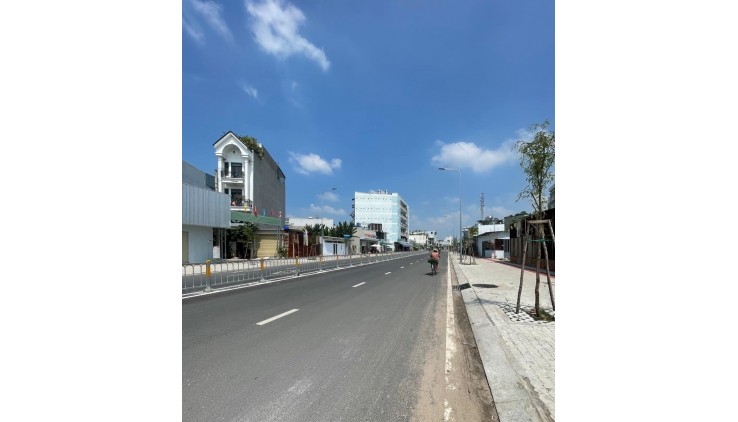 Nhà Hẻm Thông 7M - 4Tầng  - Sát Mặt Tiền - Khu Vip Hiệp Thành Cty Chỉ 4,95 Tỷ.