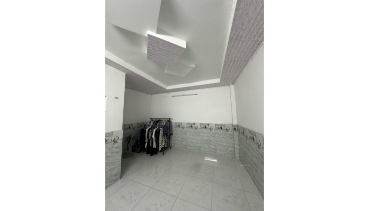 NHà Hẻm 6M Trần Thị Hè - Hiệp Thành - 79M2 - 2 Tầng - Xe Hơi Ngủ Nhà. Chỉ 4,5 Tỷ.
