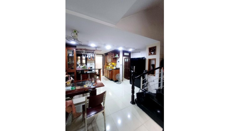 Mặt tiền đường số 7  khu Trung Sơn 5x20 4 tầng 100m2 chỉ 18 tỷ 5