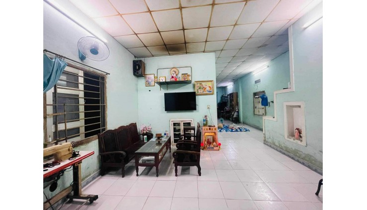 NHÀ  HẺM XE HƠI - KẾ BÊN ĐẠI HỌC NGUYỄN TẤT THÀNH - 167m2 chỉ 3.7Tỷ.