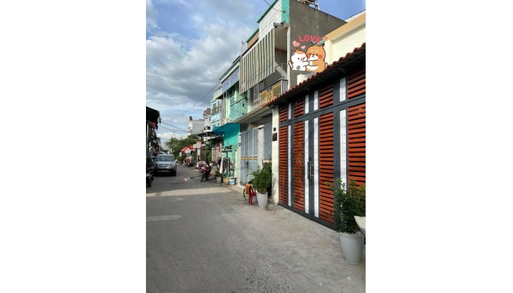 NHÀ MỘT TRỤC RA LÊ VĂN KHƯƠNG - ĐƯỜNG ÔTÔ TRÁNH - KHU BÀN CỜ - TẶNG NỘI THẤT. Chỉ 3,65 tỷ TL.