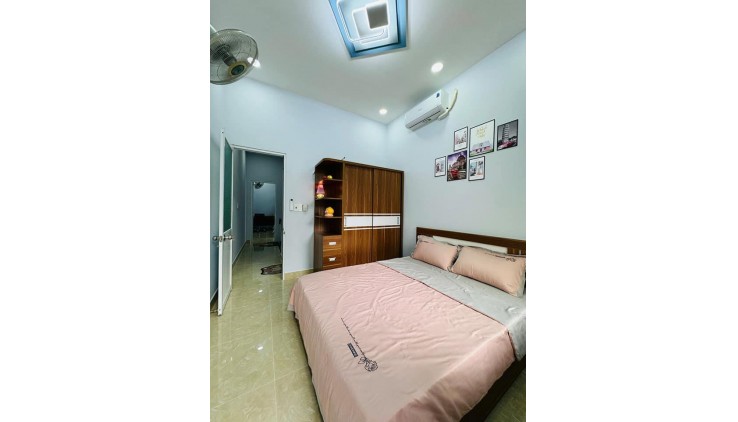 Bán Nhà Đẹp Gò Vấp, Full nội thất, hẻm 3m, 2 tầng, 2 PN, Hẻm 3m, sổ nở hậu