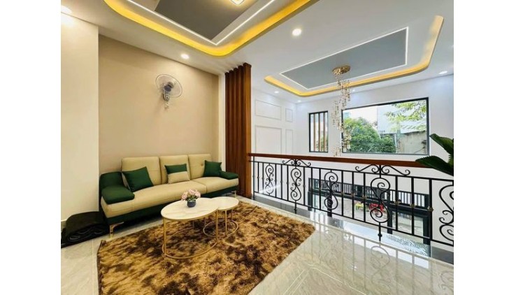 Ôtô Ngủ Trong Nhà Nguyễn Tư Giản Quận Gò Vấp Phường 12.