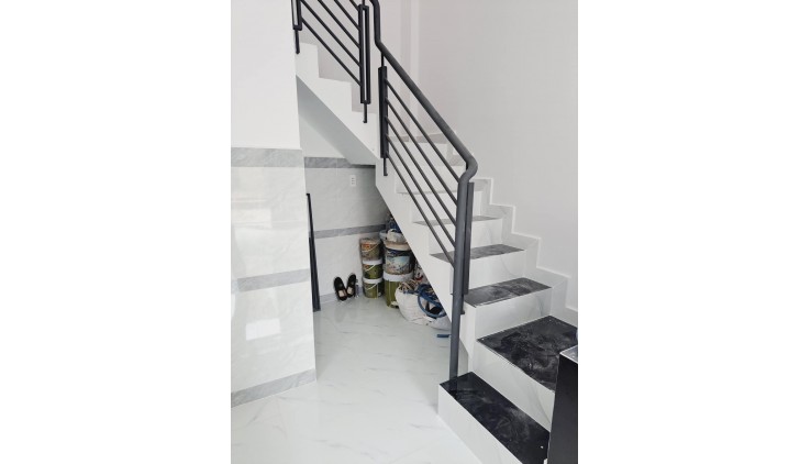NHÀ CĂN GÓC 4 MẶT HXH THÔNG, CHIẾN LƯỢC, BTĐ, VỪA Ở VỪA KD ĐỈNH. Chỉ 2,95 Tỷ.
