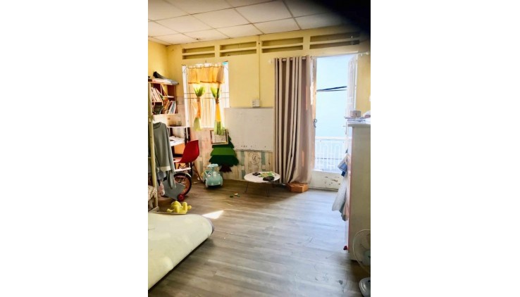 Nhà đẹp hẻm Xe Hơi, Quận 7, KHÔNG QUY HOẠCH, 72m2, Giá chỉ 4,75 tỷ.