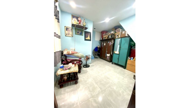 Bán nhà 2 tầng Tân Thới Hiệp Quân 12,40m2, chỉ 1,85 tỷ.
