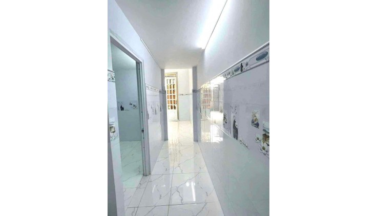 NHÀ 2 TẦNG, NGAY CHỢ CHỮ S, GẦN BỆNH VIỆN HÓC MÔN.52M2. Chỉ 2,75 tỷ.