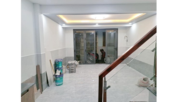 BÁN NHÀ 2 TẦNG, 25M2, NGAY NGÃ TƯ NGUYỄN THỊ THẬP - Q.7 - GIÁ 2.6 TỶ - SỔ ĐỎ
