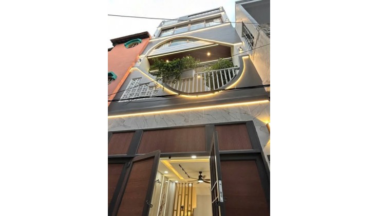 Đường  Lý Thái Tổ Phường 9 Quận 10 Nhà Xây Mới