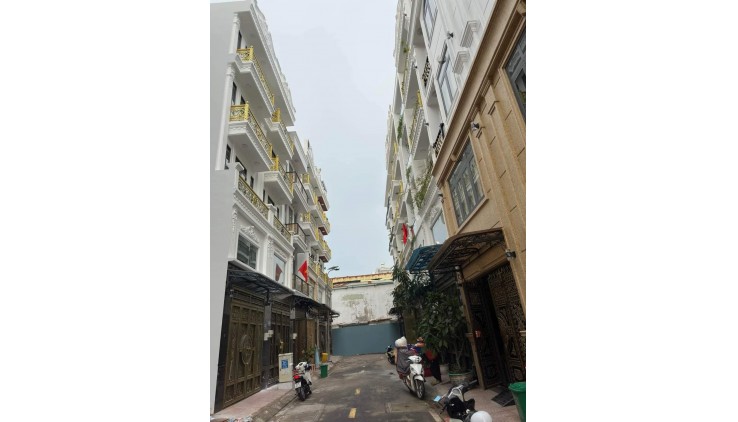 SIÊU PHẨM HẺM 7M KHU NHÀ LẦU LÊ VĂN QUỚI - 5 TẦNG NỘI THẤT CAO CẤP.