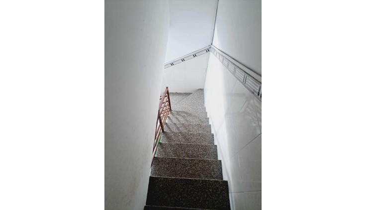 NHÀ KẾ CHỢ BÌNH THÀNH - 40M2, 2 TẦNG ĐÚC - SHR, KHÔNG QH - CHỈ 2.75 TỶ.