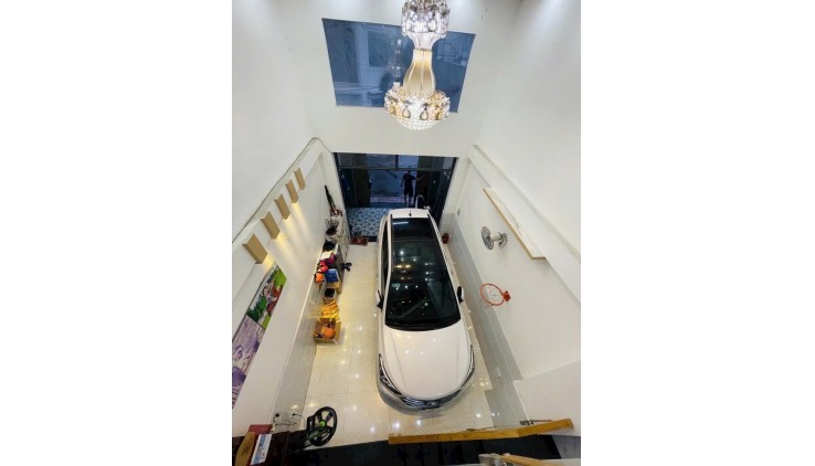 *Bán Gấp Mặt Tiền Trung Tâm Quận 5,4 TầngBTCT 62M2,Căn Góc 2 Mặt Hẻm XH- Xíu 15Tỷ