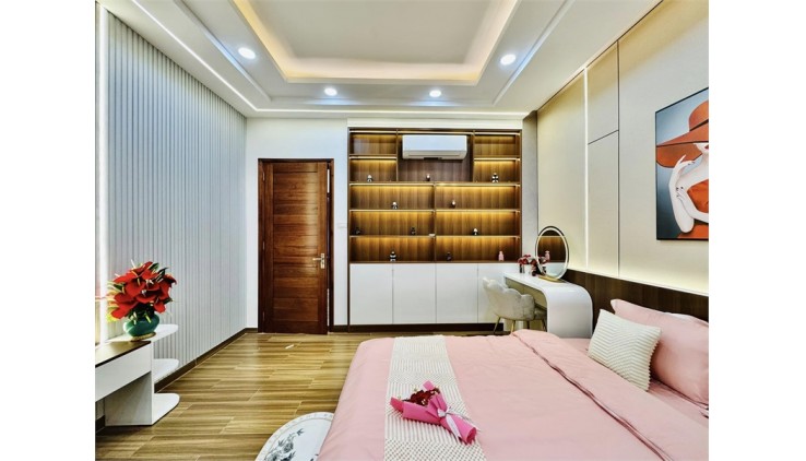 Bán Nhà Lê Đức Thọ, Gò Vấp. Nhà 5 Tầng Tặng hết Nội Thất