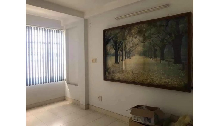 +Hàng Hiếm Nhà Bán,Hẻm Ôtô Đổ Cửa,Ngay Trần Bình Trọng-Trần Phú Quận5 Giáp Quận1