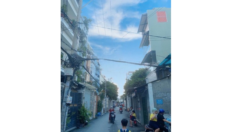 Bán Nhà 4 Tầng HXH 4,1×12 Gần EMart Phan Huy Ích Gò Vấp 6 Tỷ Nhỏ