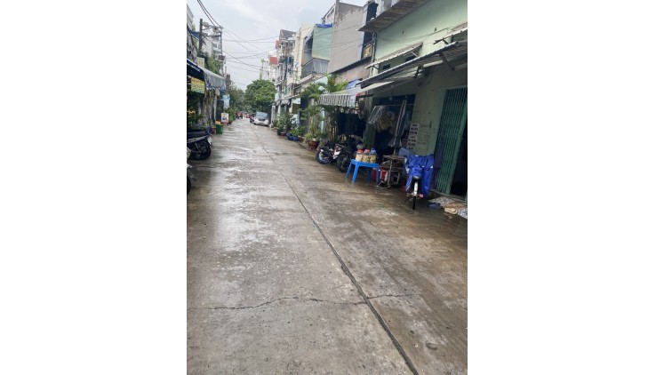 Bán nhà 2 tầng 30m2 Hương Lô 3 BHH giá 3 tỷ 1