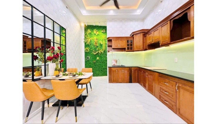 Bán Nhà 4 Tầng HXH 4,1×12 Gần EMart Phan Huy Ích Gò Vấp 6 Tỷ Nhỏ