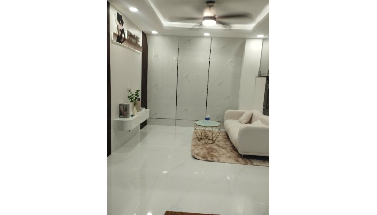 Bán Nhà HXH 4,2×14 Gần EMart Phan Huy Ích Gò Vấp 5 Tỷ Nhỏ