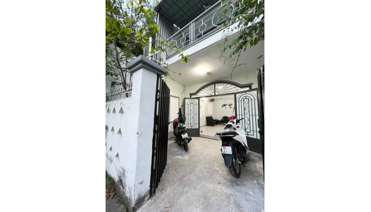 Bán nhà HXH, PHẠM VĂN ĐỒNG, BT, 85m2, giá 7.7 tỷ
