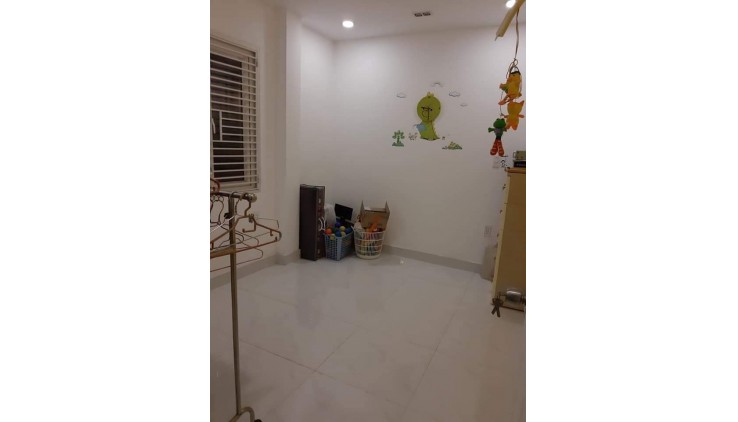 Bán nhà Phú Nhuận, ĐOÀN THỊ ĐIỂM, 5m x 12m, 3 lầu, 5.2 tỷ: