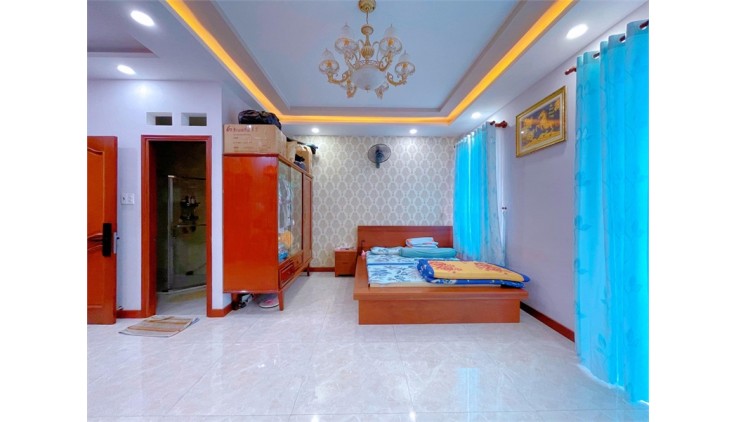 Nhà Mặt Tiền Phường 16, Gò Vấp. Dt 6x15m, 5 Tầng Thang Máy, chỉ 13.5 tỷ