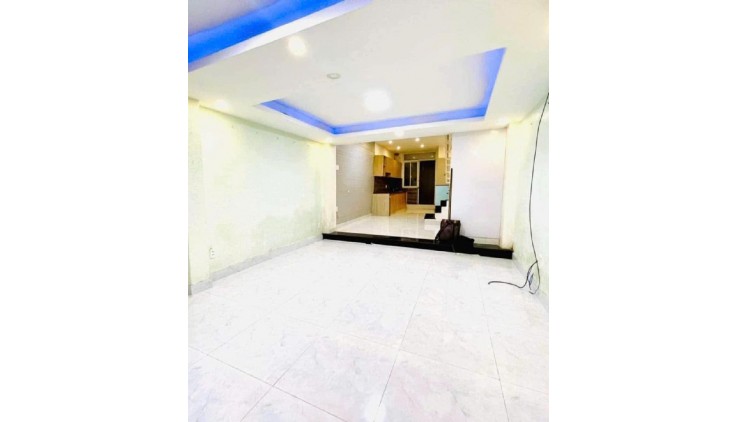 N53 -3 -  Nhà Bán Hẻm  Nguyễn Cửu Vân - 50m2 - Hẻm Thông , Q Bình Thạnh GIÁP Q1- 5 tỷ 6