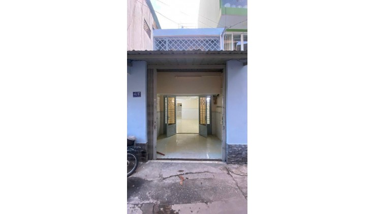 Nhà cũ tiện xây mới 41m2 trung tâm quận 10 , đằng sau siêu thị sài gòn . Hẻm trước 6M mở rộng