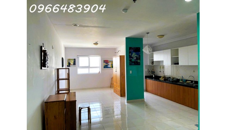 Cho thuê căn hộ studio 46m2 tầng cao chung cư Linh Trung