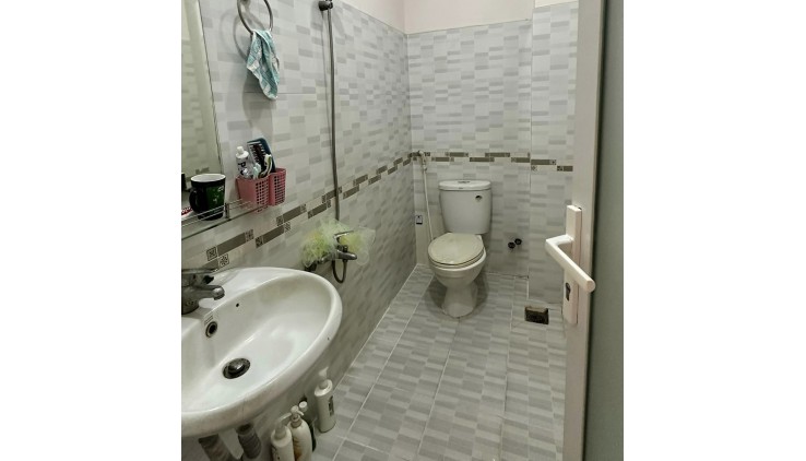 Bán Đất tặng Nhà 92m2 có 7,9 tỷ Lê Đức Thọ Phường 17 Gò Vấp Hồ Chí Minh