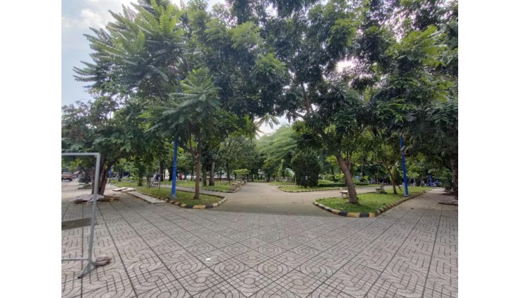 Bán nhà mặt tiền P.TâyThạnh, Q.TânPhú 55m2 2T 2PN gần AEON, chợ, trường học chỉ 6 tỷx