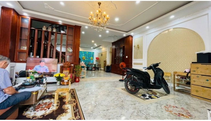 NHÀ HXH 4 TẦNG 130M2, ĐƯỜNG 4, BÌNH CHIỂU THỦ ĐỨC, 10.9TỶ.