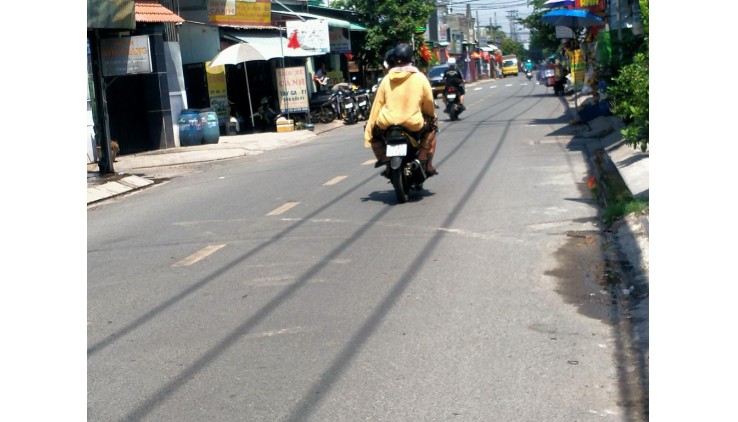 Quận 12, nhà mặt tiền, gần chợ, 5 tầng giá 10 tỷ + x tỷ