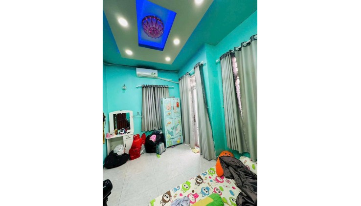 GIÁ TỐT…CÁCH HXH 1 CĂN NGAY MŨI TÀU TRƯỜNG CHINH - CỘNG HÒA, NHÀ MỚI ĐẸP GẦN 40M2 NGANG 4.1M, 3 TẦNG BTCT, 3PN, SỔ A4, CHÀO 3TỶ980