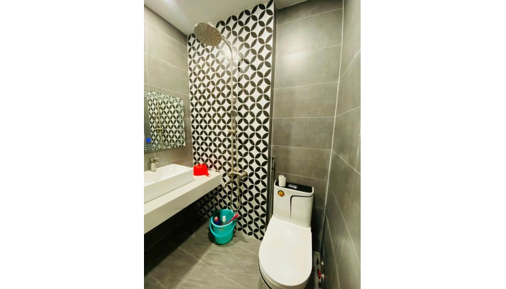 NHÀ PHỐ HIỆN ĐẠI THỬ ĐỨC - 4 X 17M- GẤP BÁN CHỈ 6 TỶ 350